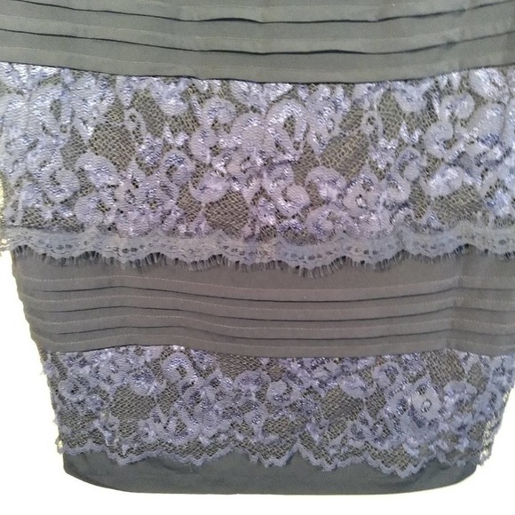 Lord and Taylor Jax Lace Panel Tiered Dress Size 12 - Picture 2 of 15